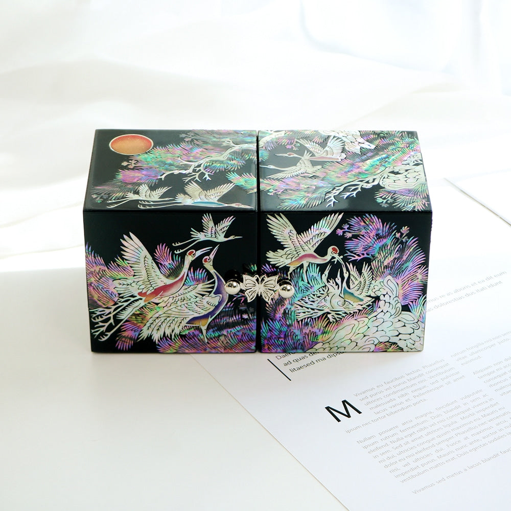 Premium Najeonchilgi Pine & Crane Double-Lidded Medium Secret Mother of Pearl Jewelry Box (Master Artisan Jang Tae-bok)