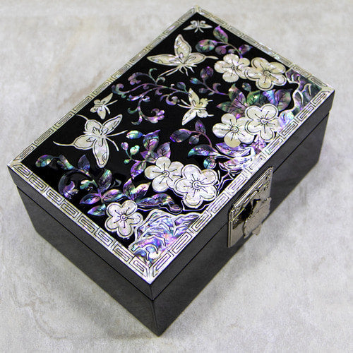Joseon Mother of Pearl Straight Turtle Jewelry Box (1-Tier, Oh Myung-ho) - Butterfly Motif