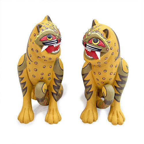 Wooden Folk-Painting Tiger Ornament - DE0129