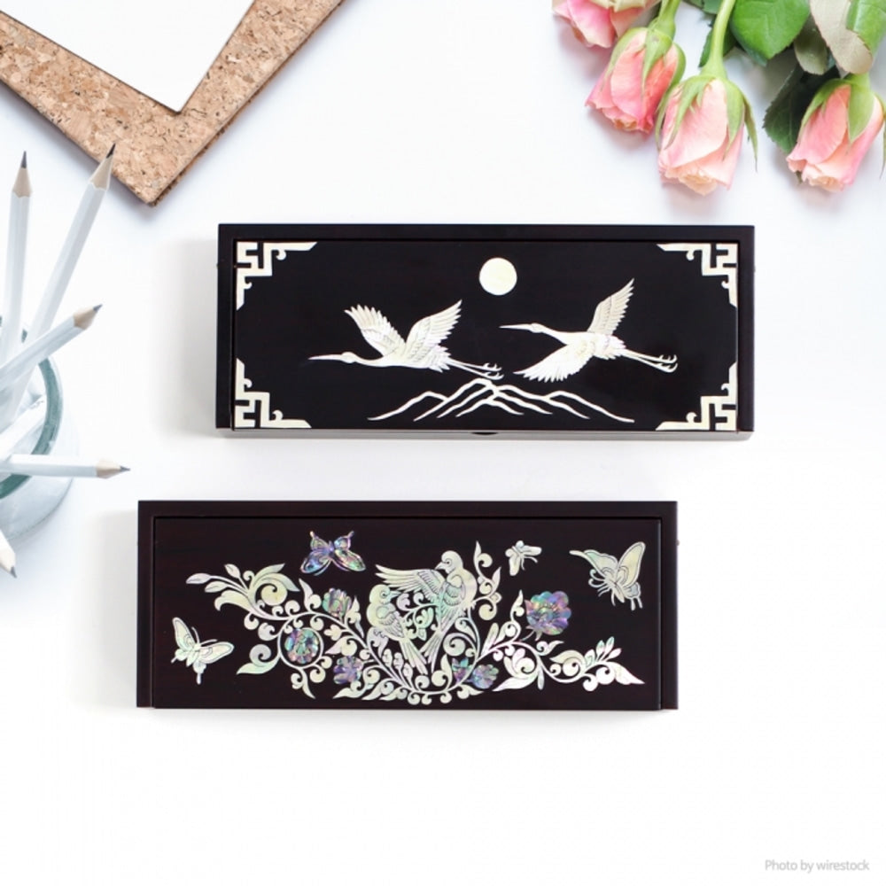 Najeonchilgi Auto-Open Mother of Pearl Pen Case