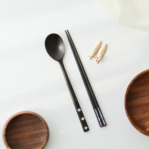 1 Mother of Pearl Spoon & Chopsticks Set