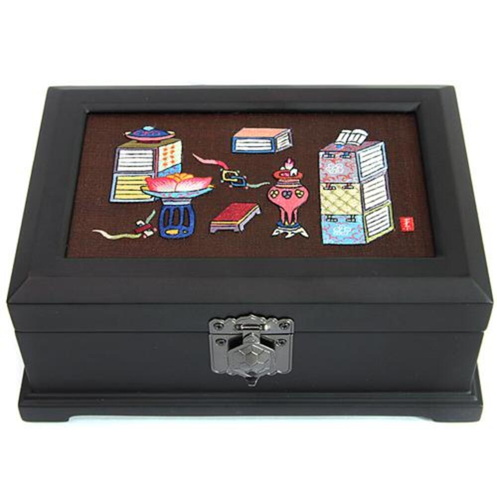 Masterpiece Hand Embroidered Jewelry Box Small Yedan Wedding Gift Box