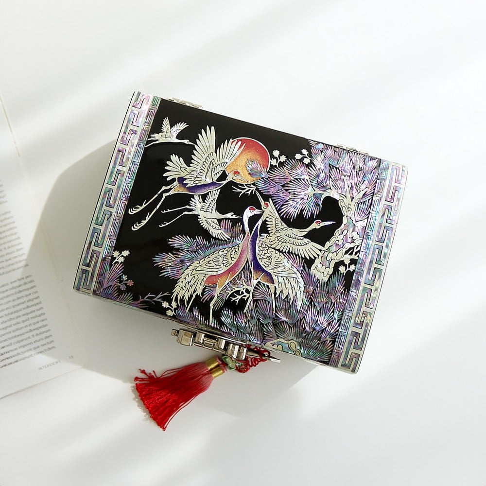 Najeonchilgi Rounded Pine & Crane Black 2-Tier Mother of Pearl Jewelry Box, 18 cm (Master Artisan Jang Tae-bok)