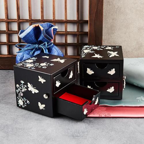 Najeonchilgi Lacquerware SecretJewelry Box Butterfly Motif Double Lidded Mother of Pearl Jewelry Box