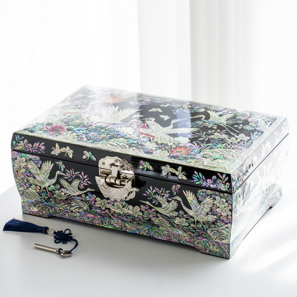 Pine & Crane Rounded 2-Tier Najeonchilgi Jewelry Box, Large (Black) by Jang Tae-bok