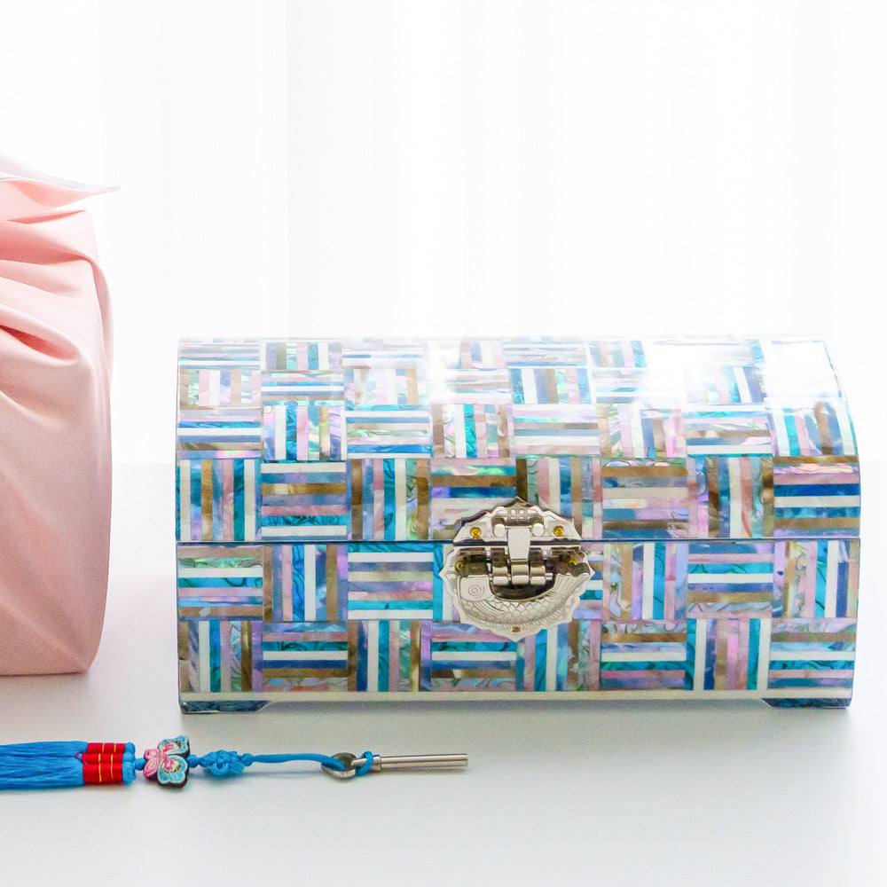 Rainbow 2-Tier Najeonchilgi Mother of Pearl Jewelry Box, 24 cm by Park In-ho