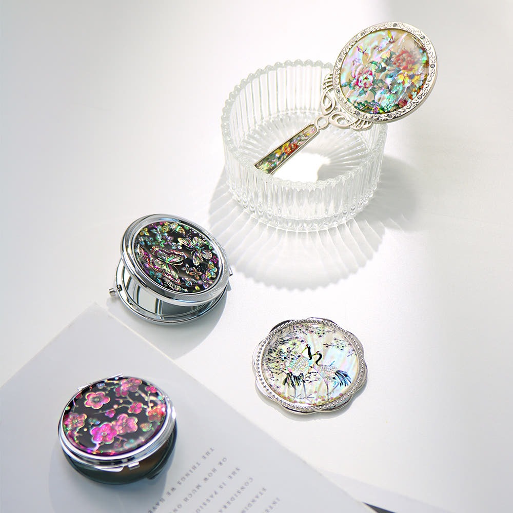 Portable Dragon Najeonchilgi Mother of Pearl Hand Mirror Medium N Plum Blossom Round Mirror Traditional Korean 02