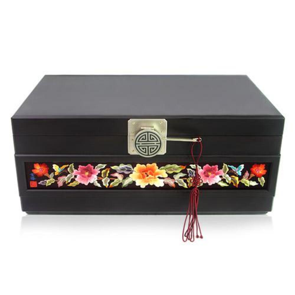 Masterpiece Hand Embroidered Box (Medium) Hibiscus
