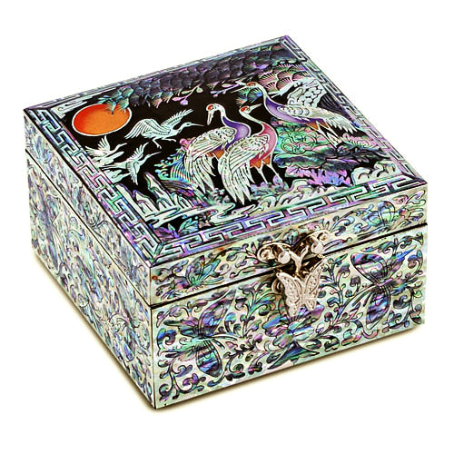 Clam-shaped (Red) Crane & Pine Square 1-Tier Jewelry Box (Red, Black) Small