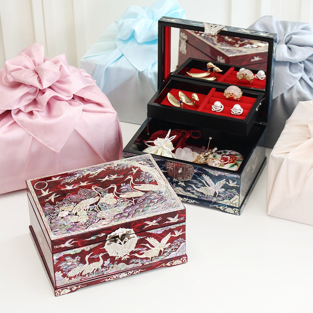 Najeonchilgi Pine & Crane Hanji Mother of Pearl Jewelry Box, 18 cm