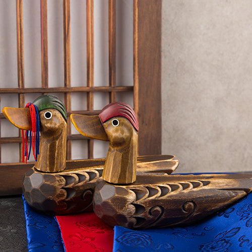 Medium Wooden Mandarin Duck - DE0140