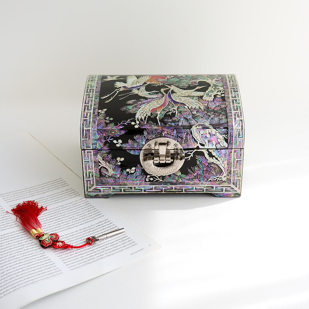 Najeonchilgi Rounded Pine & Crane Black 2-Tier Mother of Pearl Jewelry Box, 18 cm (Master Artisan Jang Tae-bok)