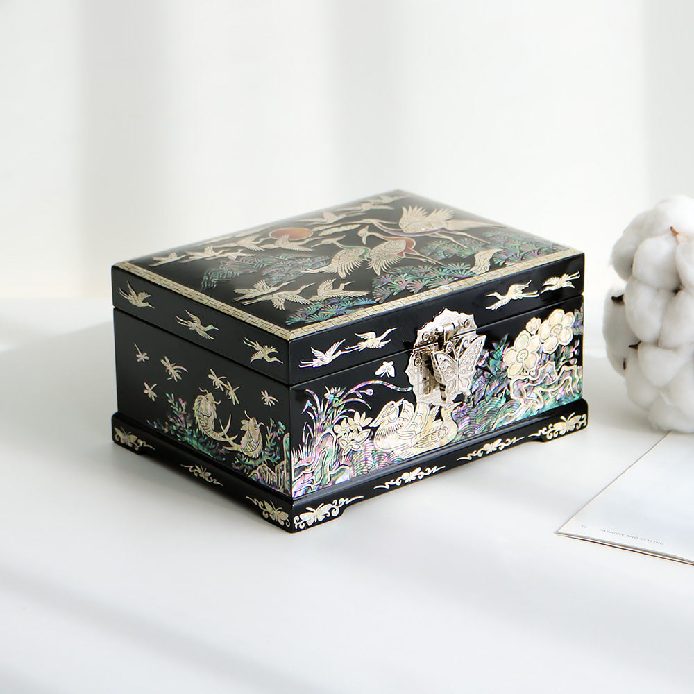 Najeonchilgi Painted Moon Pine & Crane Mother of Pearl Jewelry Box Black, 18 cm