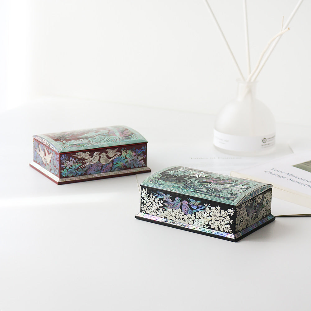 Najeonchilgi Plum Blossom Auto-Open Mother of Pearl Business Card Case
