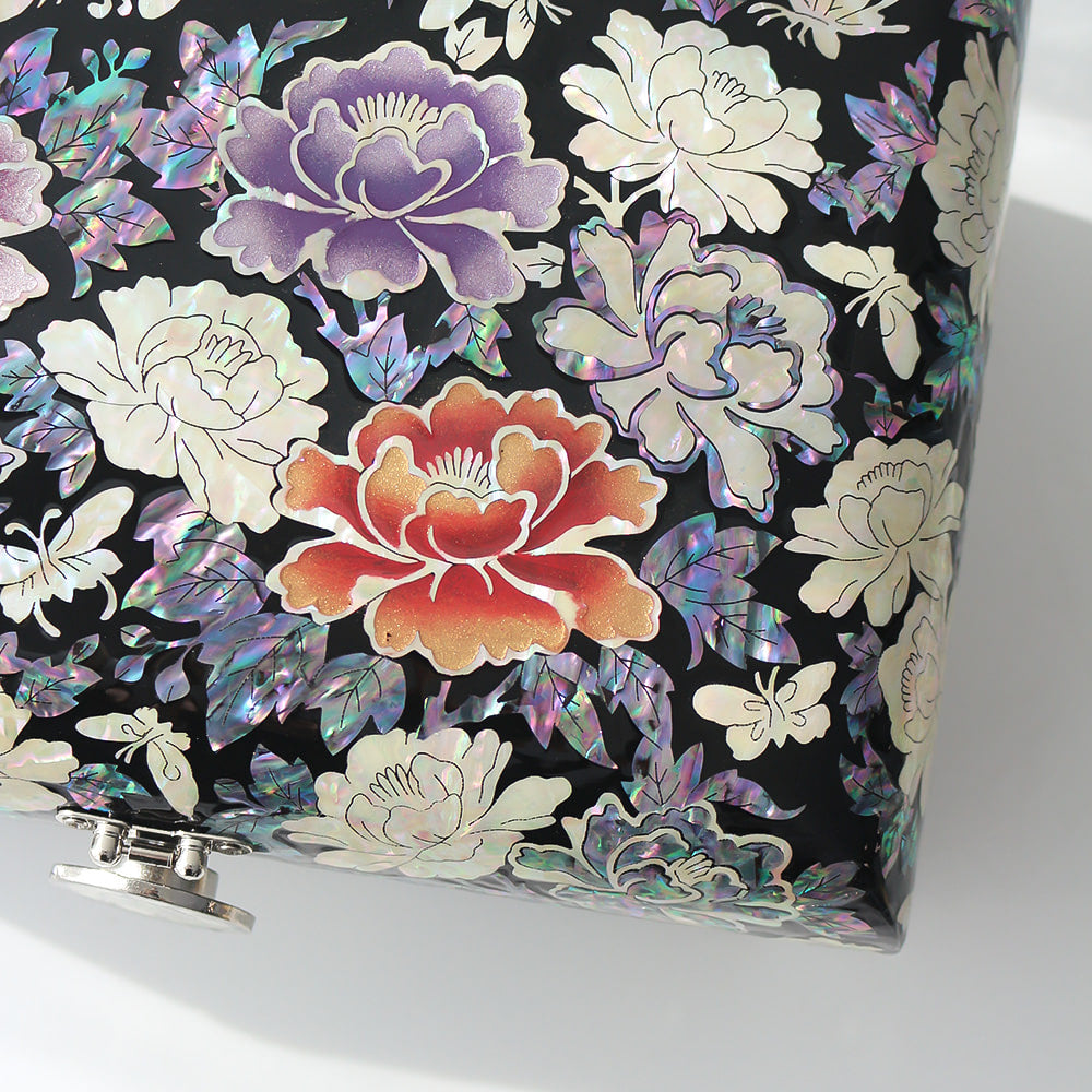 Najeonchilgi Peony Rounded Mother of Pearl Jewelry Box, 24 cm