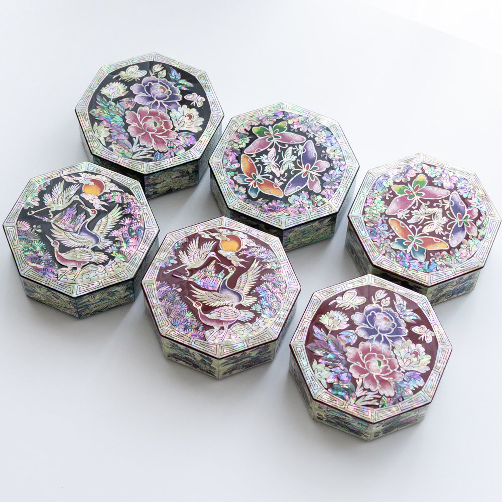 Najeonchilgi Lacquerware Crane & Pine Octagonal Mother of Pearl Box 9 Cm Mini Mother of Pearl Jewelry Box Ring Storage Box Gift for International Customers