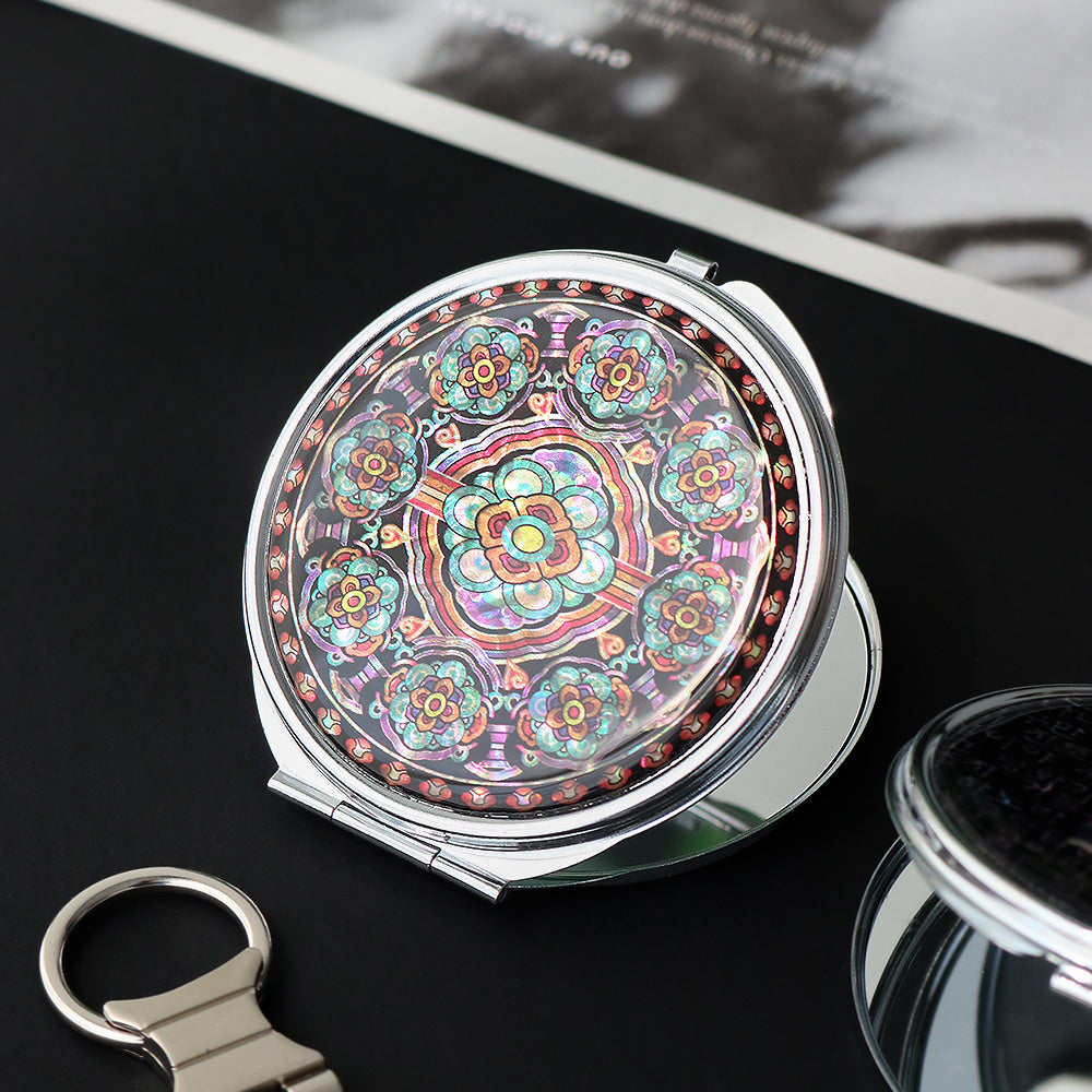 2-Piece Set: Najeon Hand Mirror Keyring Set (Roof-Tile Dancheong Dancheong)