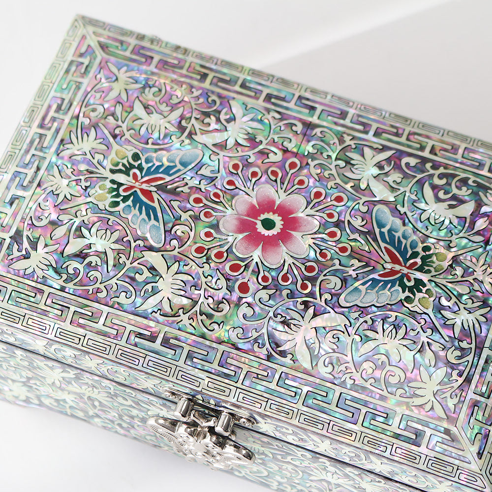 Najeonchilgi Butterfly Arabesque 2-Tier Joseon Style Mother of Pearl Jewelry Box, 18 cm (Master Artisan Jang Tae-bok)