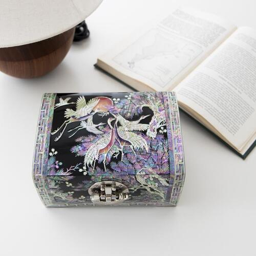 Premium Najeonchilgi Lacquerware Crane & Pine 2-Tier Rounded Mother of Pearl Jewelry Box 18 Cm - Jang Tae - Bok