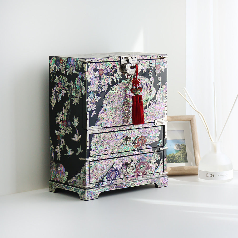 Masterpiece Najeonchilgi Peacock Drawer Mother of Pearl Jewelry Box Black Jewelry Box (Master Artisan Jang Tae-bok)