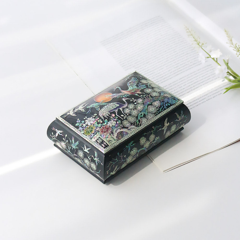 Masterpiece Najeon Rounded Pine & Crane Black Business Card Case