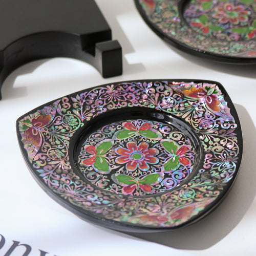 2-Piece Set: Najeonchilgi Butterfly Arabesque Tea Coaster Large & Ornament Stand (Master Artisan Lee Won-geun)