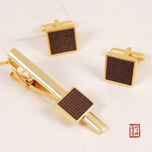 Tie Pin, Cufflinks & Brooch - LV0172