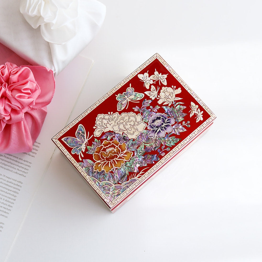 Najeonchilgi Butterfly Peony Mother of Pearl Jewelry Box, 15 cm (Master Artisan Kim Young-man)