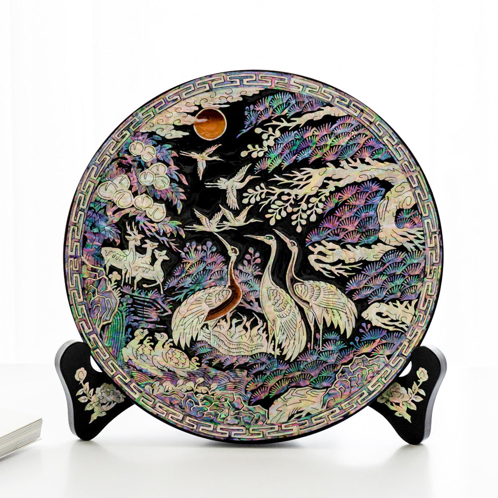 Najeon Chilgi Mother of Pearl Plate & Tray — Sipjangsaeng by Kim Gil-su - DE0042