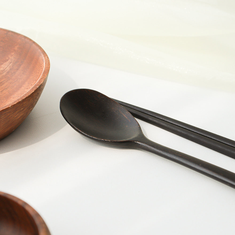 1 Mother of Pearl Spoon & Chopsticks Set