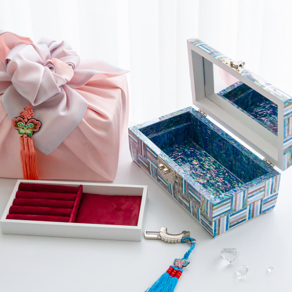 Rainbow 2-Tier Najeonchilgi Mother of Pearl Jewelry Box, 24 cm by Park In-ho