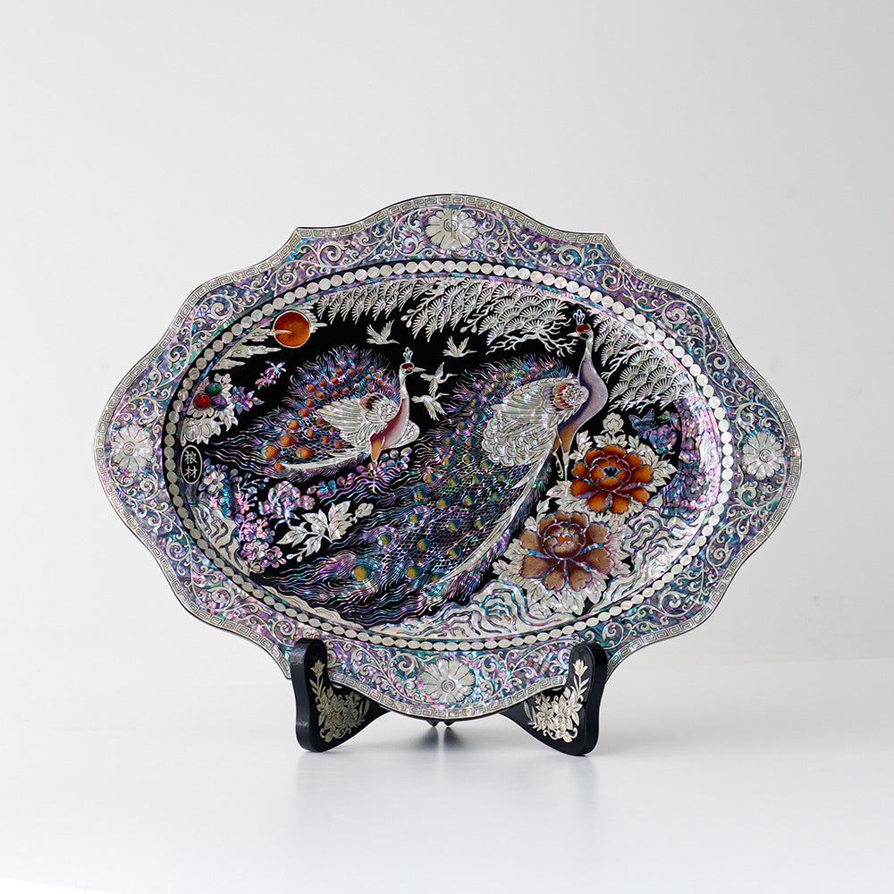 Masterpiece Najeon White Peacock Oval Tray Stand, 39 cm (Master Artisan Kim Young-man)
