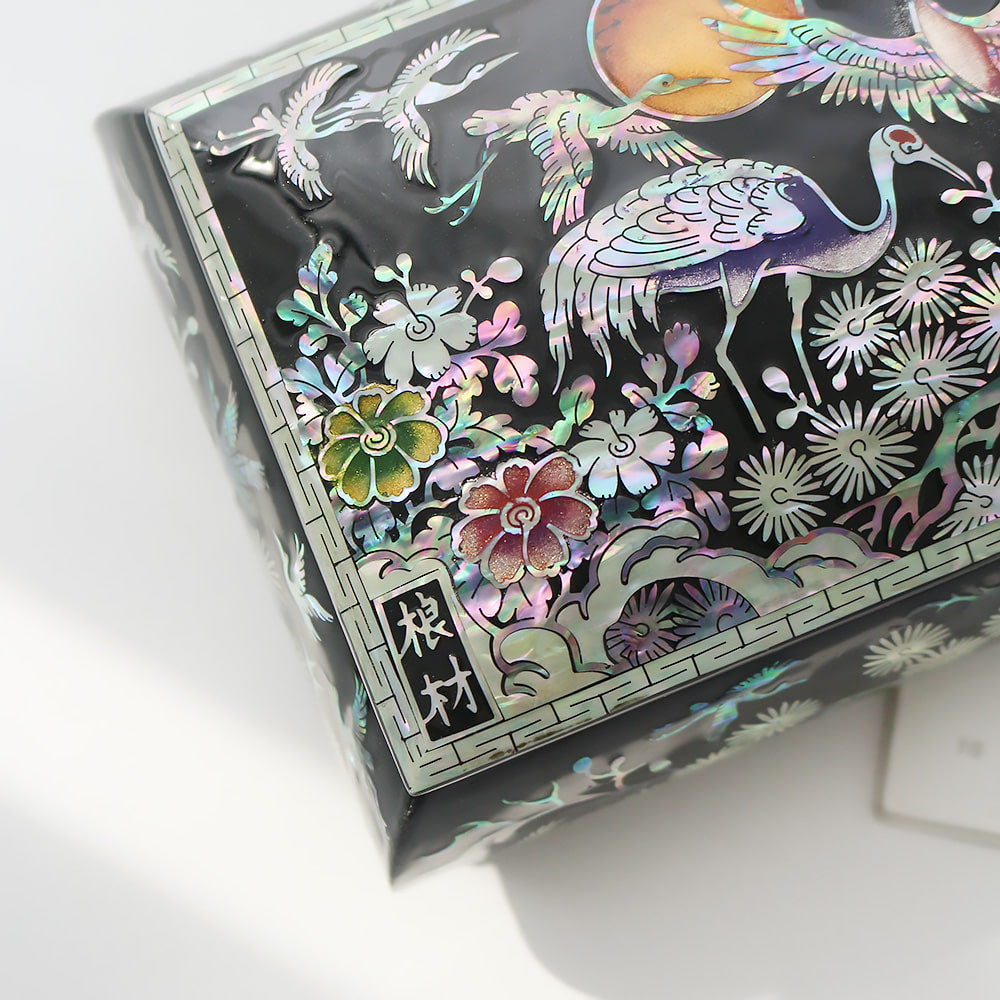 Masterpiece Najeon Rounded Pine & Crane Black Business Card Case