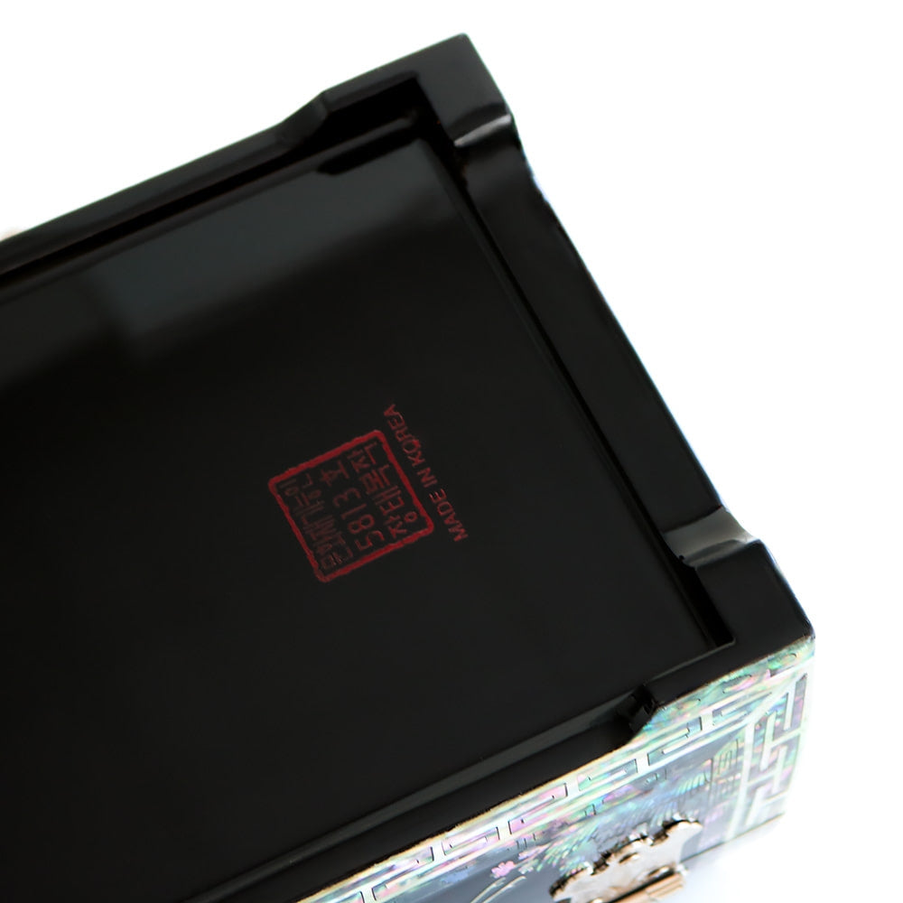 Najeonchilgi Rounded Pine & Crane Black 2-Tier Mother of Pearl Jewelry Box, 18 cm (Master Artisan Jang Tae-bok)