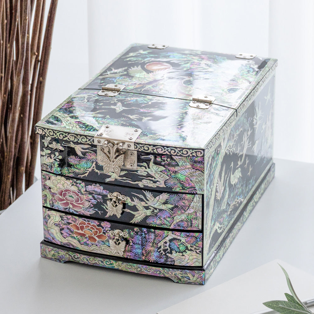 Pine & Crane Najeonchilgi Mother of Pearl Vanity Jewelry Box