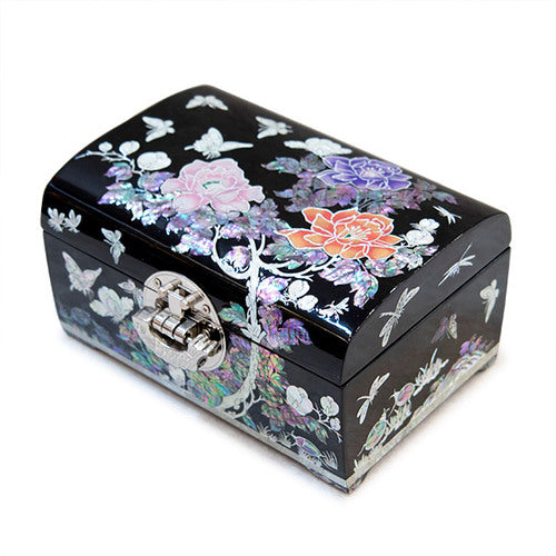 Three-Color Peony 2-Tier Najeonchilgi Jewelry Box (Red) by Jang Tae-bok