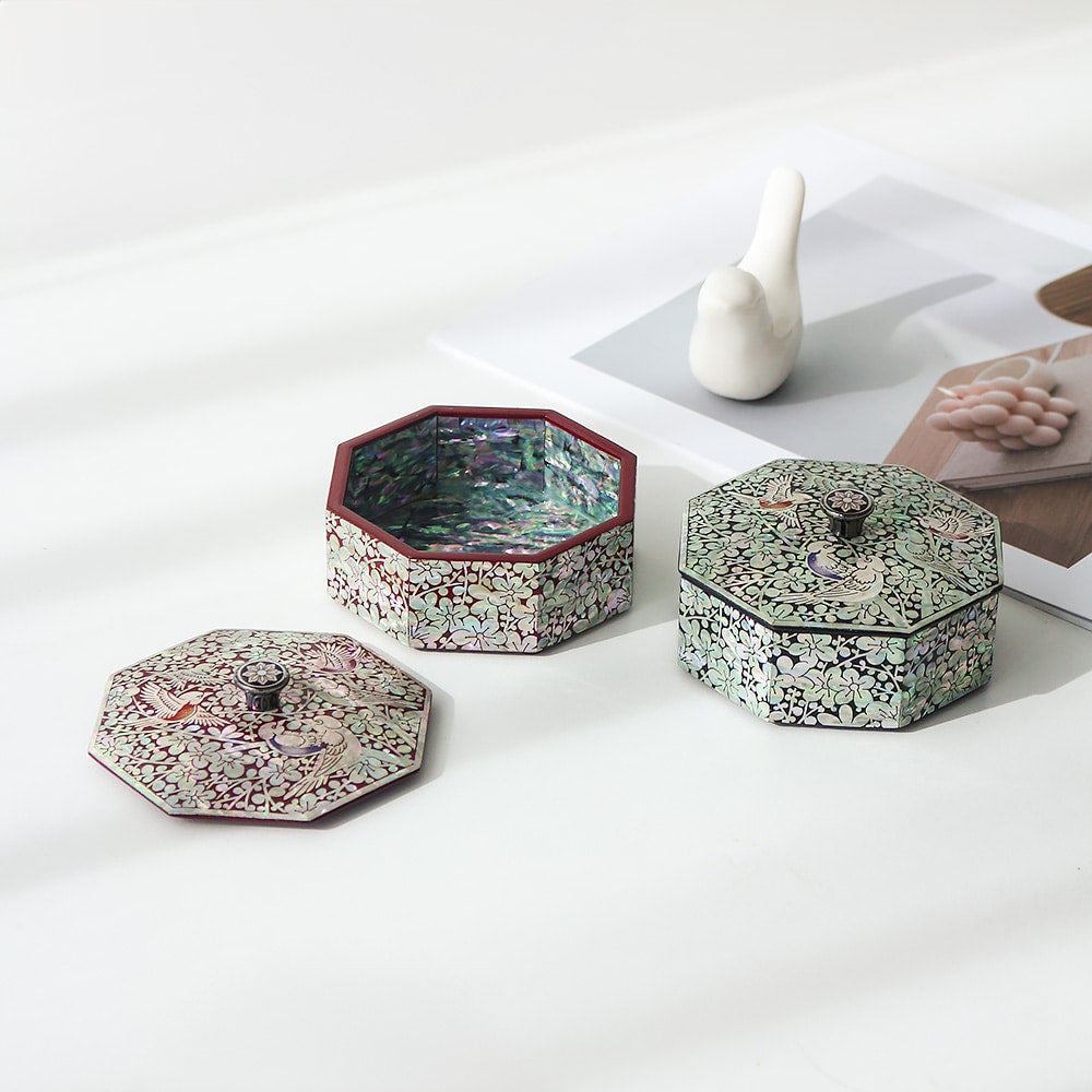Najeonchilgi Plum Blossom Knob Octagonal Jewelry Box, 9 cm