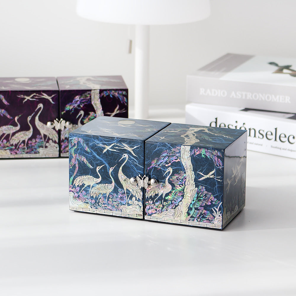 Najeonchilgi Hanji Double-Lidded Mother of Pearl Jewelry Box (Medium) Pine & Crane
