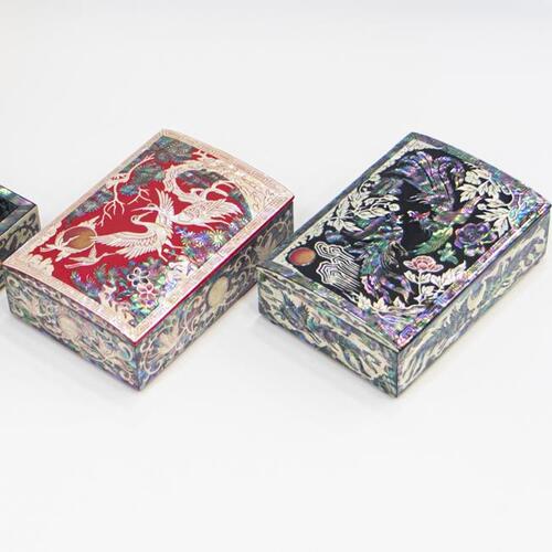Najeon Chilgi Mother of Pearl Business Card Holder — Pine & Crane by 오명호 - OF0009