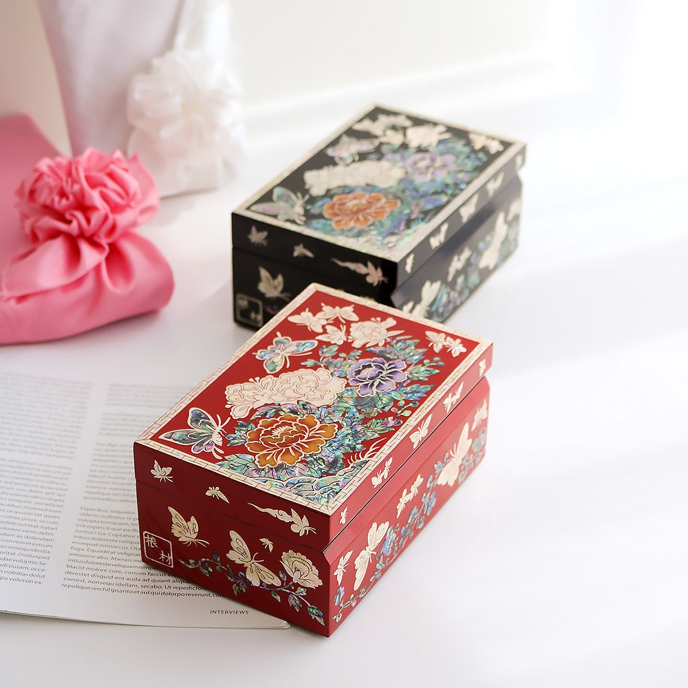 Najeonchilgi Butterfly Peony Mother of Pearl Jewelry Box, 15 cm (Master Artisan Kim Young-man)