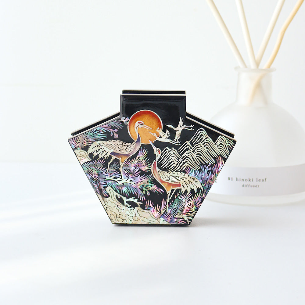 Najeonchilgi Mother of Pearl Business Card Holder Holder (Master Artisan Jang Tae-bok)