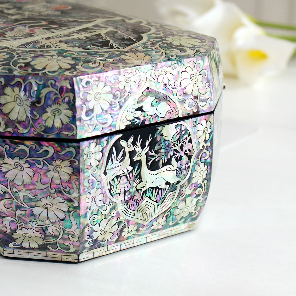 Octagonal Ten Symbols of Longevity Rounded Mother of Pearl Jewelry Box Interior Ottchil Lacquer Black Jewelry Box Yedan Wedding Gift Box, 24 cm (Master Artisan Jang Tae-bok)