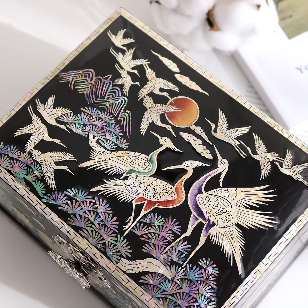 Najeonchilgi Painted Moon Pine & Crane Mother of Pearl Jewelry Box Black, 18 cm