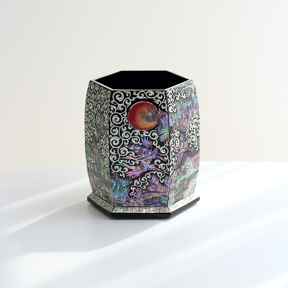 Premium Najeonchilgi Hexagonal Pine & Crane Black Pen Holder Pencil Holder (Master Artisan Jang Tae-bok)