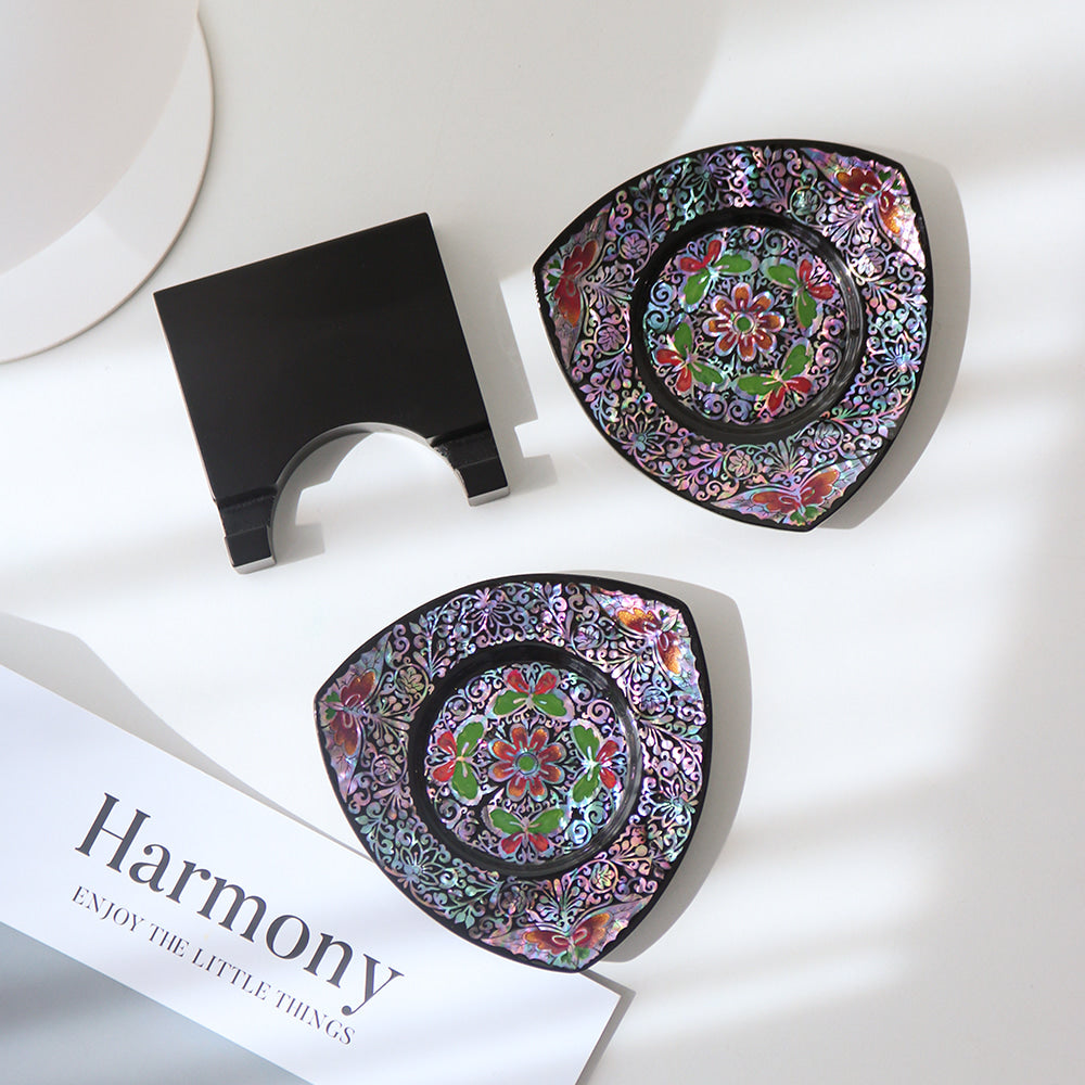 2-Piece Set: Najeonchilgi Butterfly Arabesque Tea Coaster Large & Ornament Stand (Master Artisan Lee Won-geun)