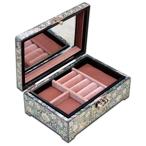 Arabesque, Pine & Crane 2-Tier Najeonchilgi Jewelry Box by Jang Tae-bok