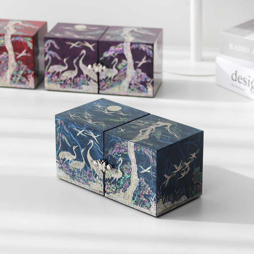 Najeonchilgi Hanji Double-Lidded Mother of Pearl Jewelry Box (Medium) Pine & Crane