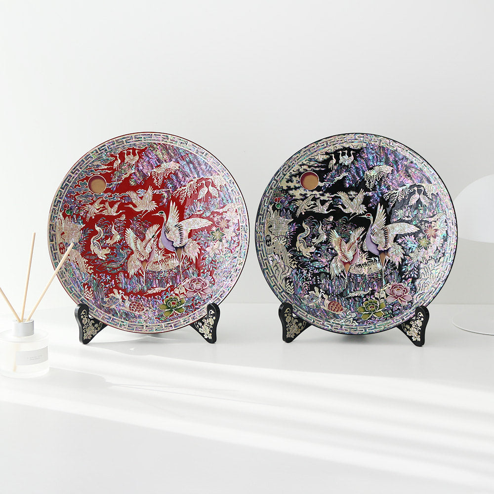Najeonchilgi Crane Round Ornament Dragon Mother of Pearl Tray, 30 cm