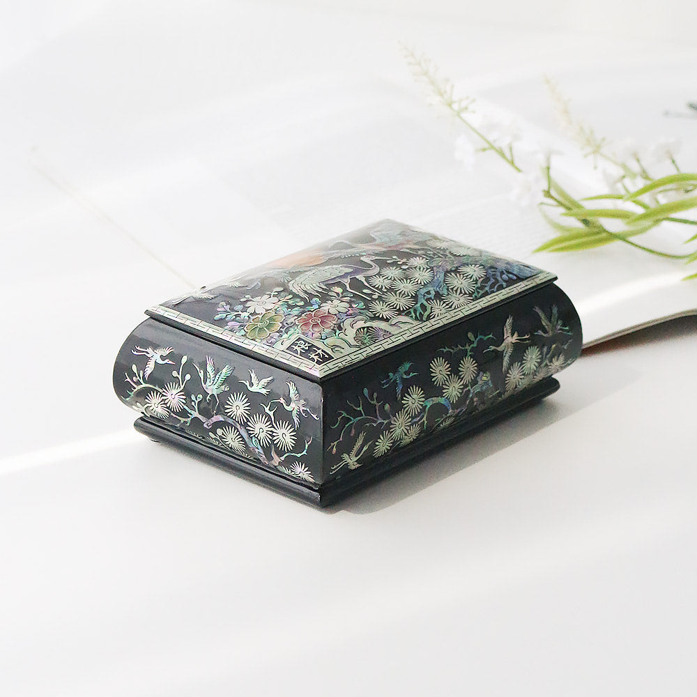 Masterpiece Najeon Rounded Pine & Crane Black Business Card Case