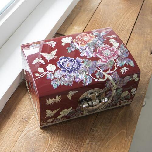 Three-Color Peony 2-Tier Najeonchilgi Jewelry Box (Red) by Jang Tae-bok